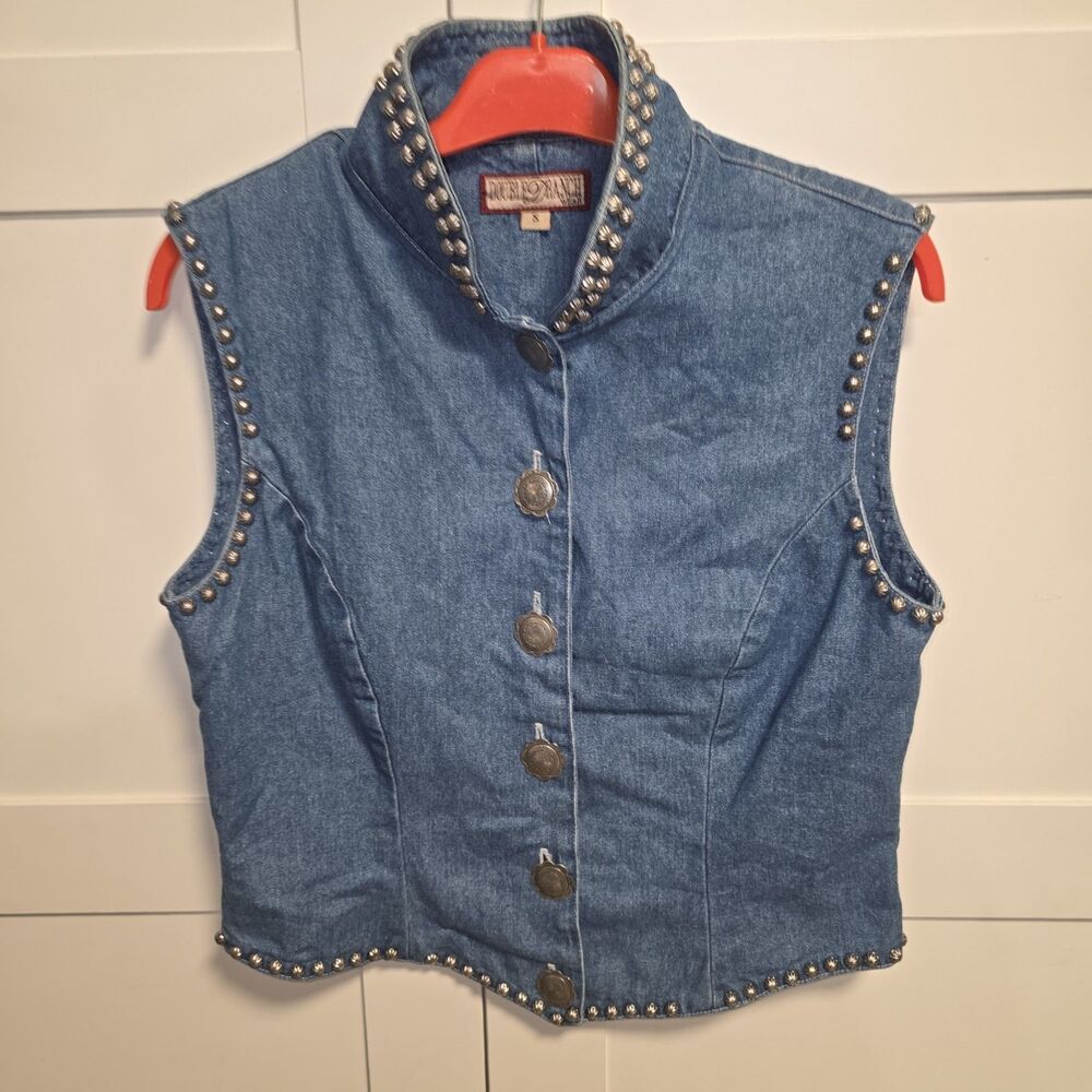 Double D Ranch Women's Embellished Denim Vest Flower Buttons- Size SMALL